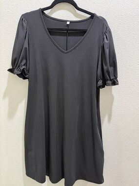 Classic Black V-Neck Puff Sleeve Dress